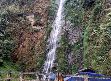 Siko Dido Waterfalls