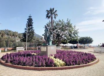 turkiye/alanya/attraction/kleopatra-statue