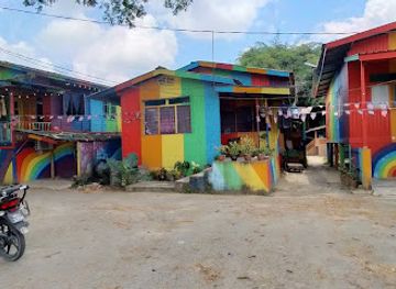 malaysia/kota-bharu/attraction/kampung-pelangi-sungai-budor