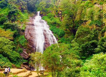 sri-lanka/nuwara-eliya-district/attraction/kolapathana-waterfall