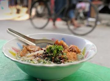 myanmar-burma/yangon/attraction/sa-ba-street-food-tours