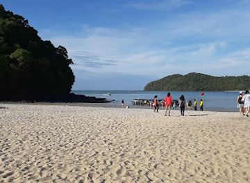 malaysia/langkawi-archipelago/attraction/pantai-tengah