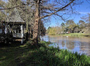 louisiana/bayou-teche/attraction/evangeline-oak-park