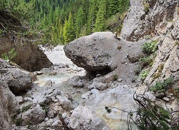 italy/alta-via-1/attraction/wasserfall-im-innerfeldtal