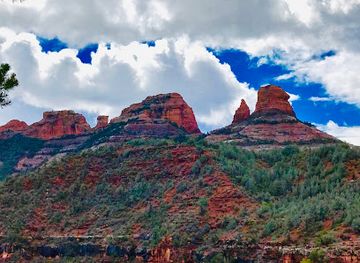 arizona/red-rock-country/attraction/sedona-red-rock-country