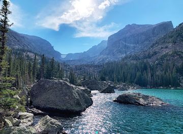 colorado/rocky-mountain-national-park/attraction/lake-haiyaha