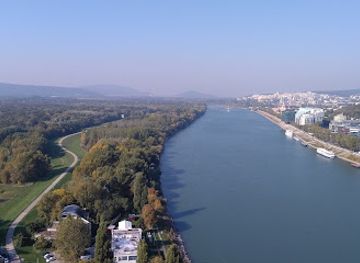 slovakia/bratislava-region/attraction/eurovea-embankment