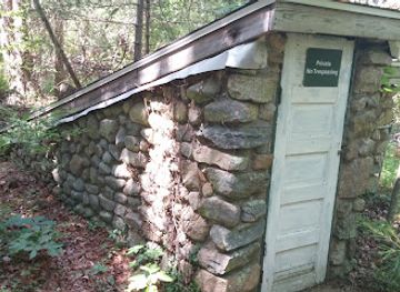 rhode-island/burlingame-state-park/attraction/kimball-wildlife-refuge