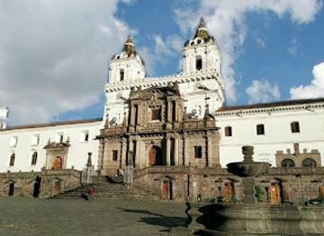 ecuador/mindo/attraction/plaza-de-san-francisco