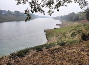 bangladesh/sylhet/attraction/river-side-view