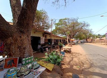 the-gambia/kantora/attraction/bakau-craft-market