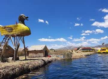 peru/puno-region/attraction/duck-island