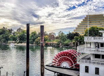 california/sacramento-valley/attraction/old-sacramento-waterfront