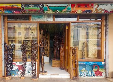 tanzania/arusha/attraction/precious-memories-of-tanzania-lookmanji-curio