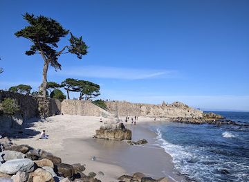 california/big-sur/attraction/lovers-point-park
