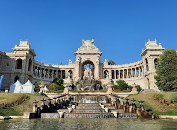 france/marseille/la-joliette/attraction/palais-longchamp