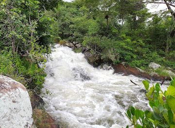 zambia/muchinga-province/attraction/chinsonkolo-falls