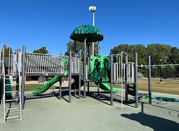 wisconsin/kettle-moraine/attraction/pebble-valley-park