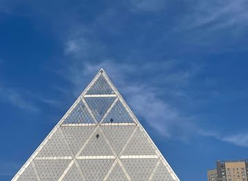 kazakhstan/kazakh-uplands/attraction/palace-of-peace-and-reconciliation