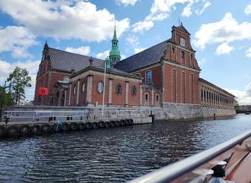 denmark/hillerod/attraction/church-of-holmen