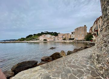 france/saint-tropez/attraction/sentier-du-littoral-saint-tropez