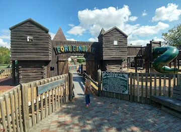 ohio/findlay/attraction/emory-adams-park