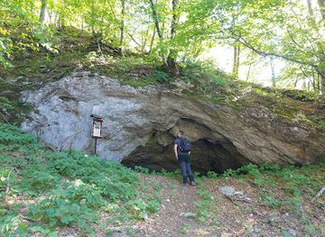 croatia/banovina/attraction/ciganska-poluspilja