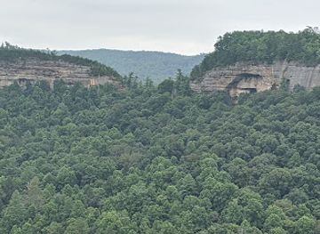 kentucky/red-river-gorge-geological-area/attraction/chimney-top-rock
