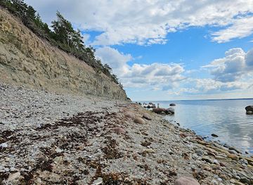 estonia/saaremaa/attraction/climb-down-rope