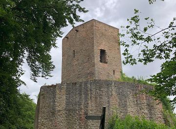 germany/palatinate/attraction/old-wolfstein-castle