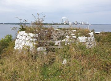 sweden/gotaland/attraction/karlsvard-fortress