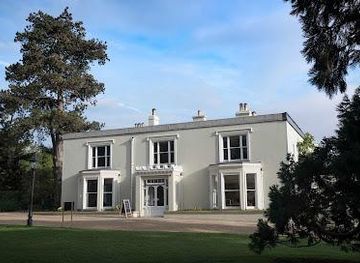 ireland/dublin/attraction/airfield-estate