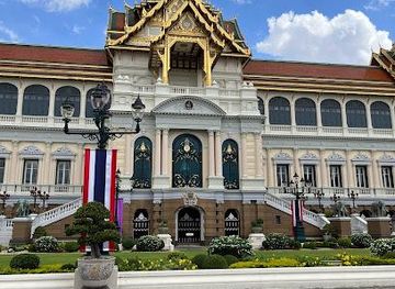thailand/bangkok/attraction/chakri-maha-prasat-throne-hall