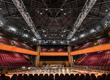 france/toulouse/attraction/la-halle-aux-grains