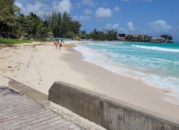 barbados/oistins/attraction/start-of-richard-hayne-s-boardwalk