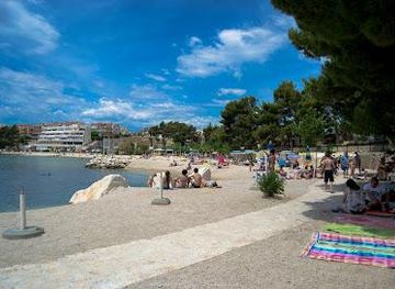 croatia/trogir/attraction/beach-stobrec