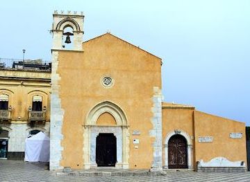 italy/taormina/attraction/biblioteca-comunale-ex-chiesa-sant-agostino