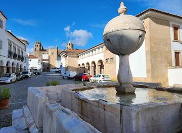 portugal/alentejo/attraction/fonte-das-portas-de-moura