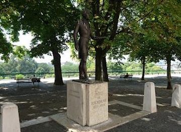 france/annecy/attraction/banc-de-la-treille