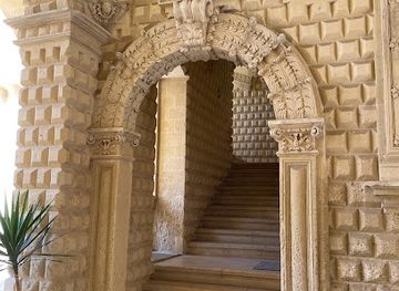 italy/salento/attraction/palazzo-loffredo-adorno