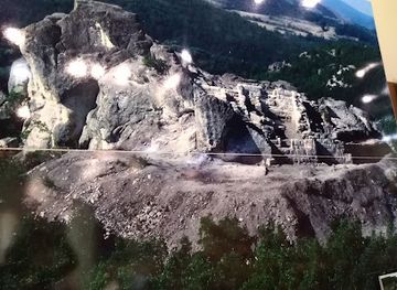 bulgaria/rhodopes/attraction/thracian-tomb-of-aleksandrovo