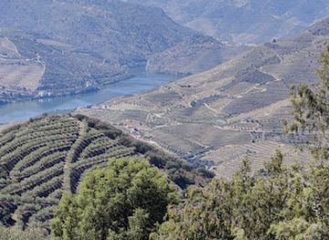 portugal/douro-valley/attraction/miradouro-e-cascata-da-fraga-do-ola