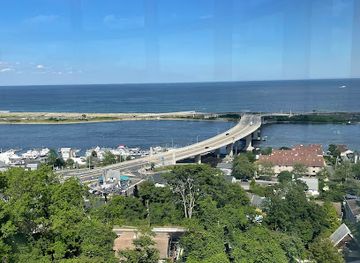 new-jersey/jersey-shore/attraction/twin-lights-state-historic-site