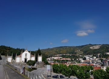 portugal/lamego/attraction/caves-da-raposeira