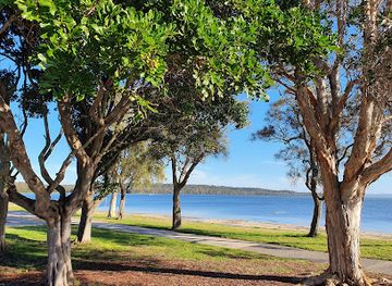 australia/central-coast/attraction/canton-beach-foreshore