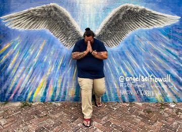 florida/southeast-florida/attraction/dixieland-selfie-wall