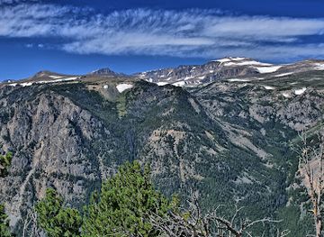 montana/beartooth-highway/attraction/vista-point-observation-site