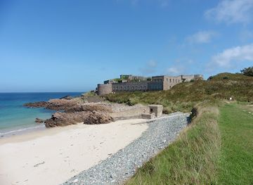 guernsey/st-anne/attraction/fort-corblets