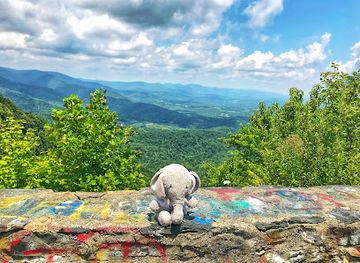virginia/southern-virginia/attraction/lovers-leap-overlook