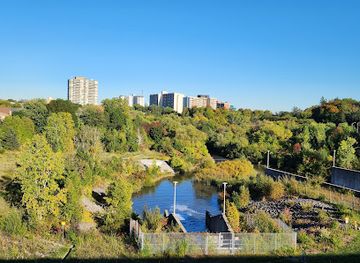 canada/golden-horseshoe/attraction/g-ross-lord-park